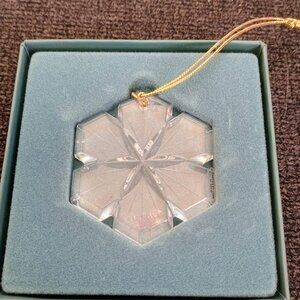 EEUC LENOX SNOWFLAKE CRYSTAL ORNAMENT DATED 1989 VINTAGE IN BOX